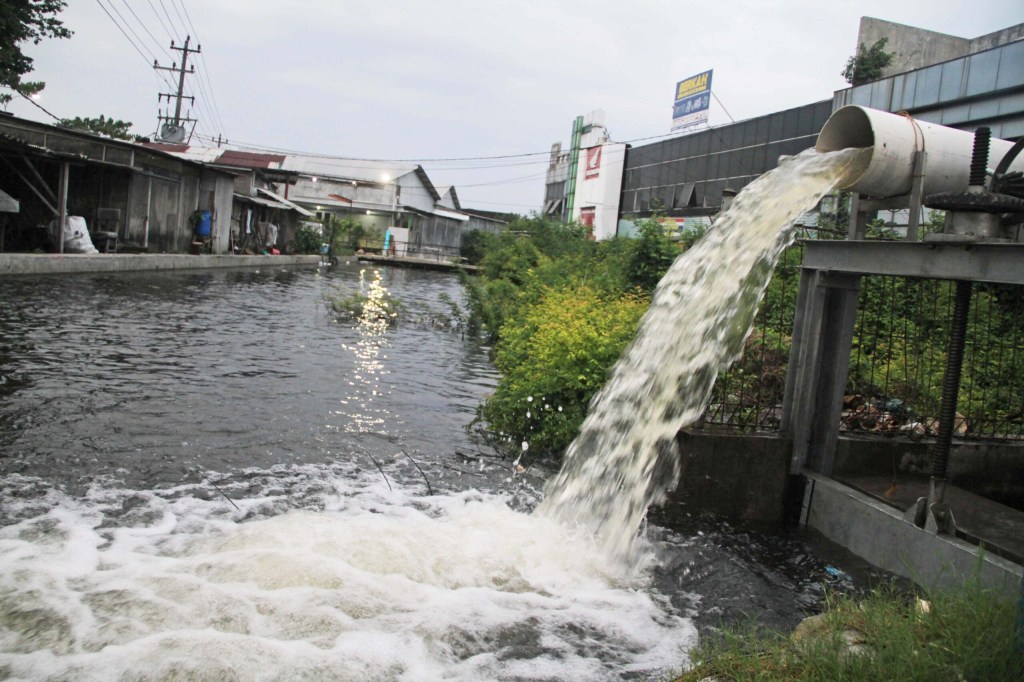 Ancaman Tenggelamnya Wilayah di Pesisir Utara Jawa Tengah Makin&nbsp;Nyata?