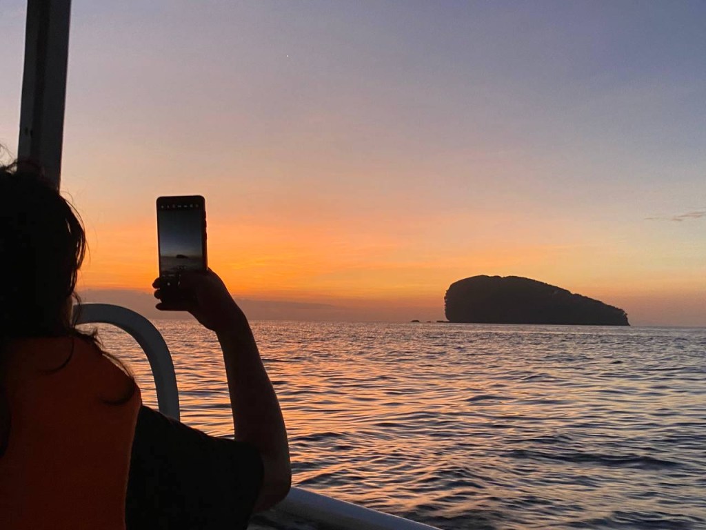 Hidden Gem Pulau Paus: Surga Snorkeling Tempat Karang Endemik di Timur&nbsp;Bali