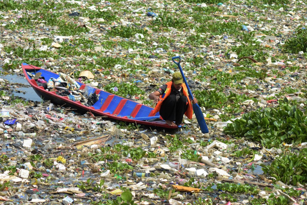 Sukses Kelola Sampah Citarum, Luhut Ingin Perluas Program ke 7 Sungai&nbsp;Lainnya